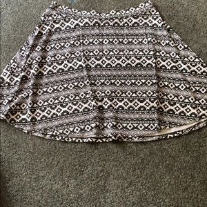 Flowy Patterned Skirt